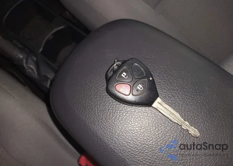 2012 Toyota Matrix L z USA, uszkodzony, nr VIN 2T1KU4EE8CC902947